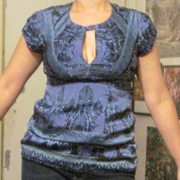 Nanette Lepore 2 Blue Open Chest Accent Blouse Silk Short Sleeve Zipper Back - Picture 8 of 16